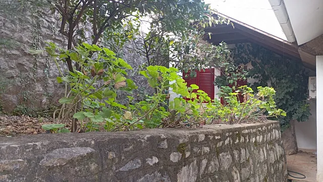 house 116 m², Krašići, second line, with a small garden and a barbecue area — photo 10